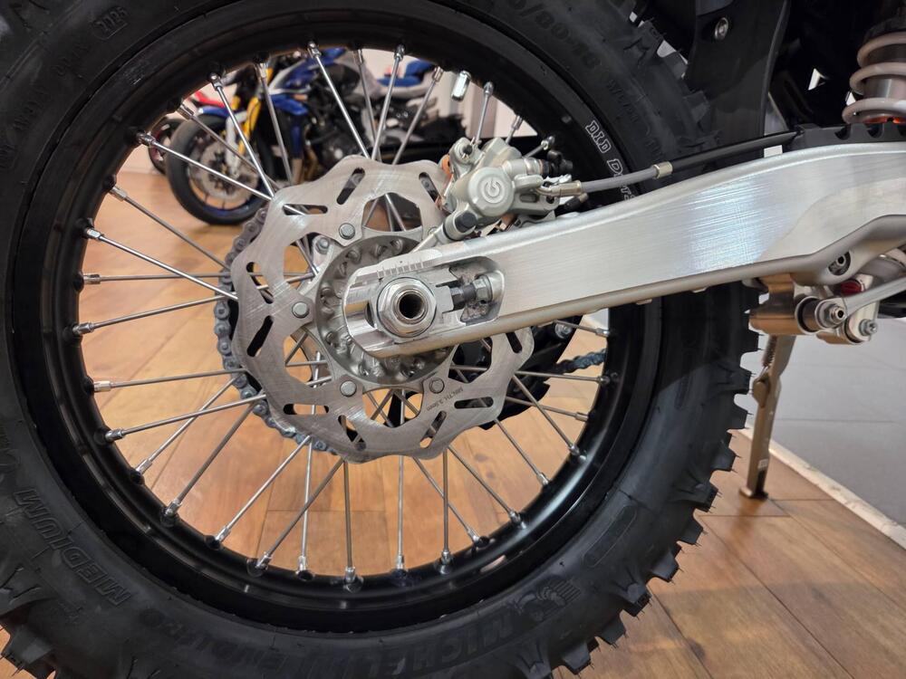 Husqvarna TE 300 (2026) (18)