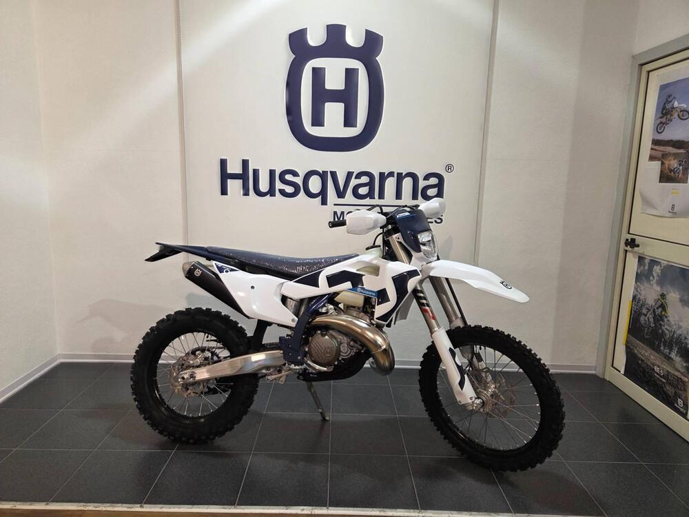 Husqvarna TE 300 (2026) (20)