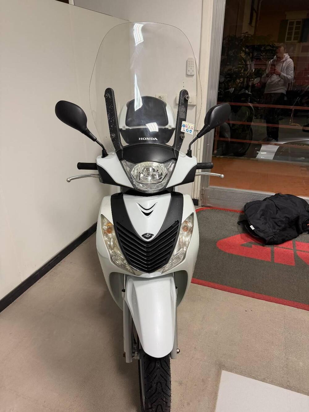 Honda SH 150 i (2009 - 12) (3)