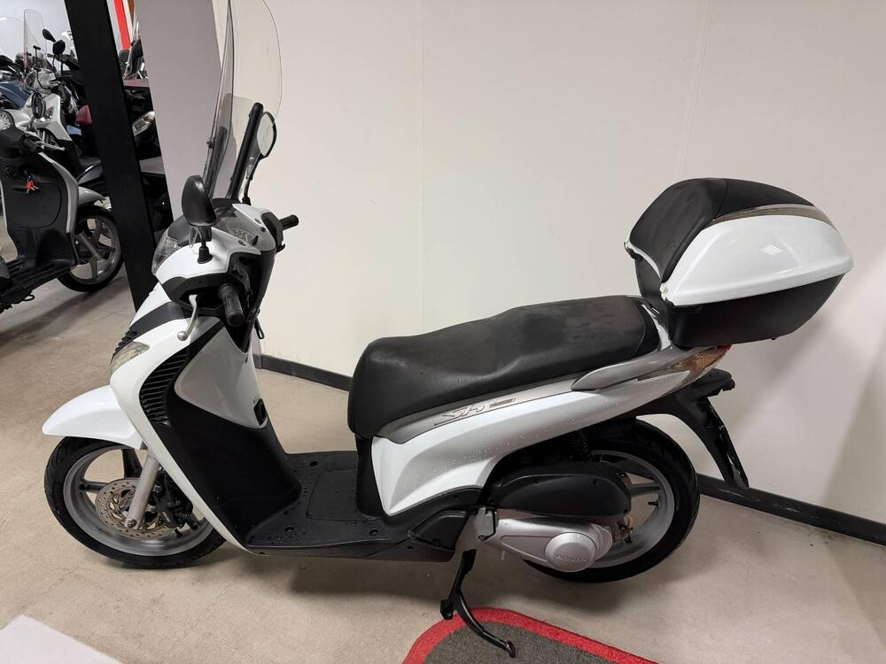 Honda SH 150 i (2009 - 12) (5)