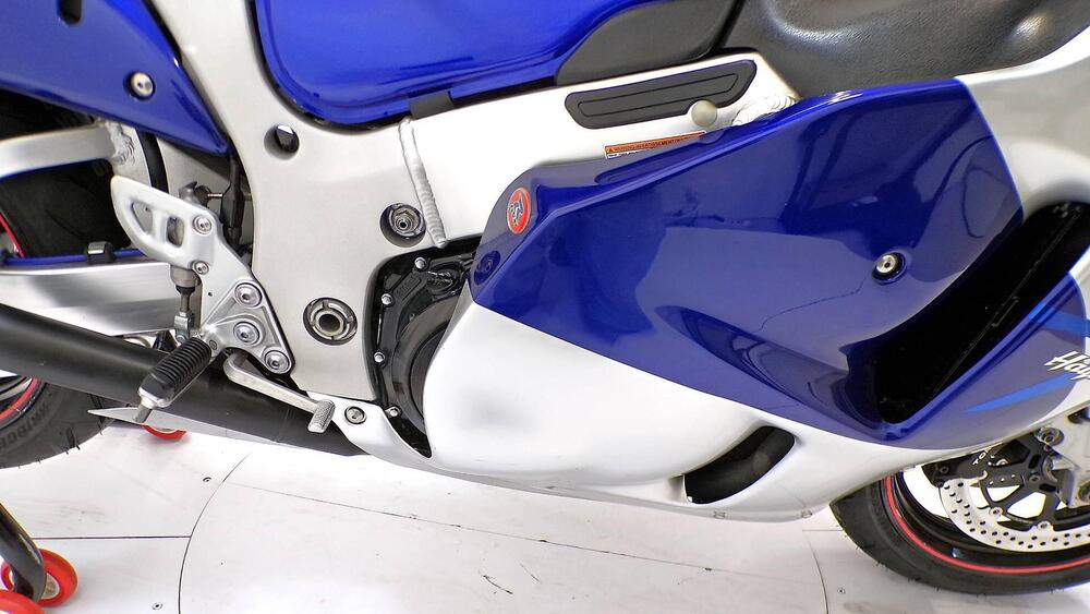 Suzuki GSX 1300 R Hayabusa (1999 - 06) (8)