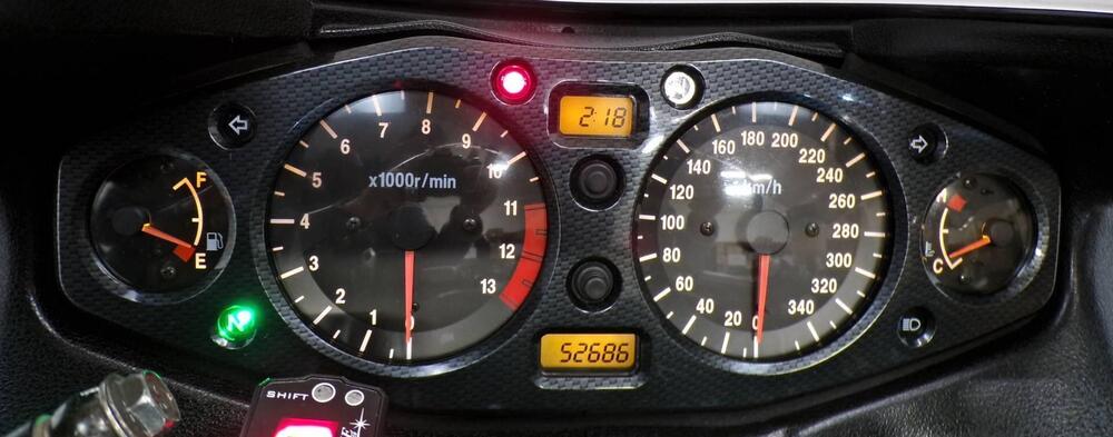 Suzuki GSX 1300 R Hayabusa (1999 - 06) (12)