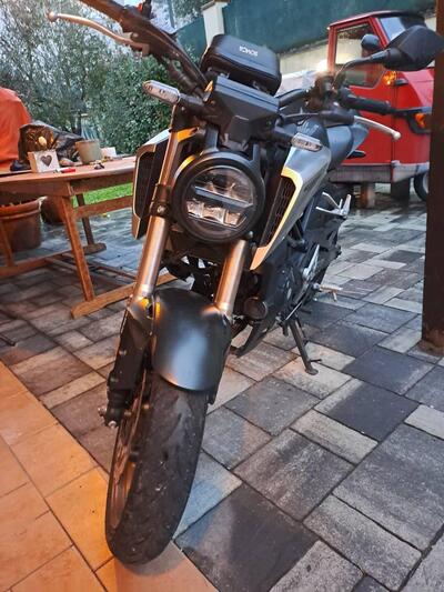 Honda CB 125 R (2021 - 23) usata