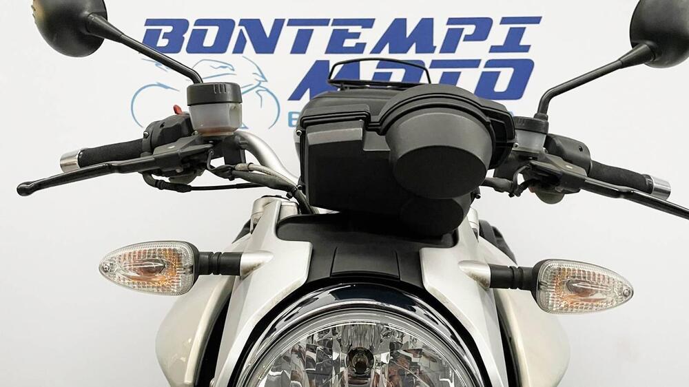 Bmw R 1200 R (2006 - 11) (15)