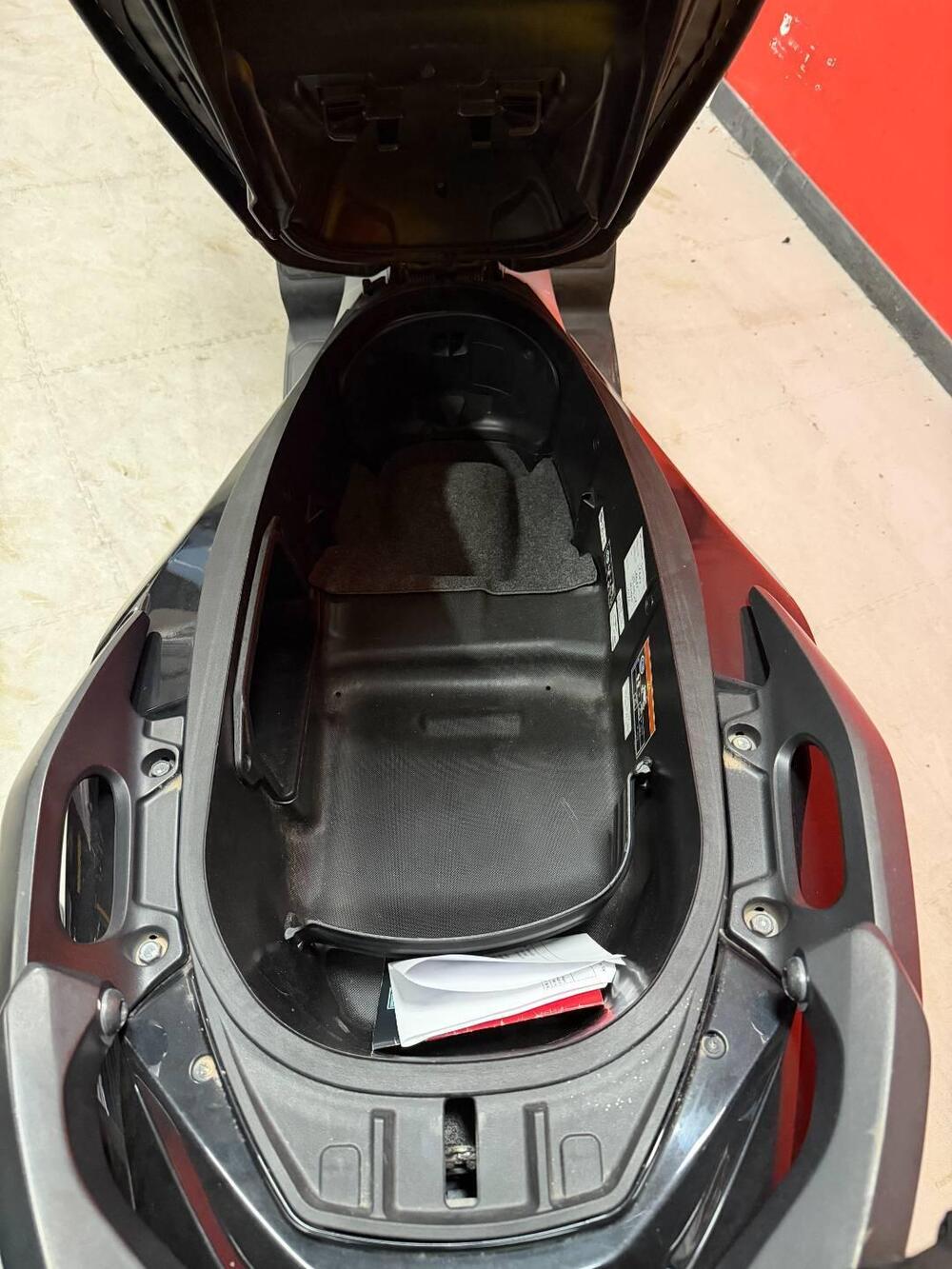 Honda Forza 300 Deluxe ABS (2018 - 20) (5)