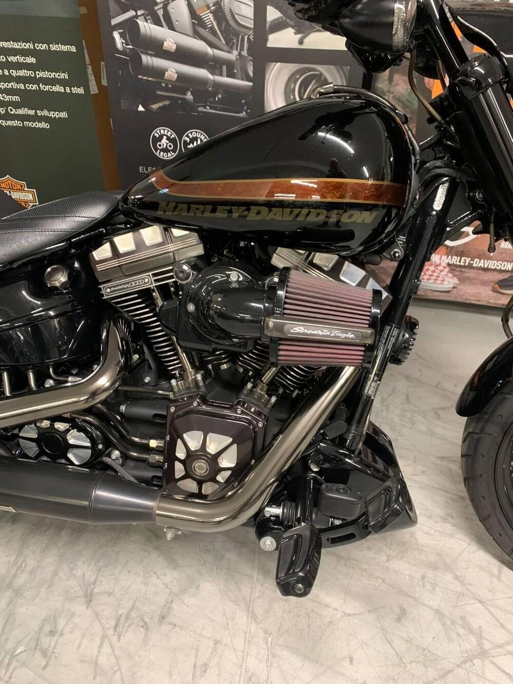 Harley-Davidson 1800 Breakout Pro Street (2016 - 17) - FXSBSE (4)