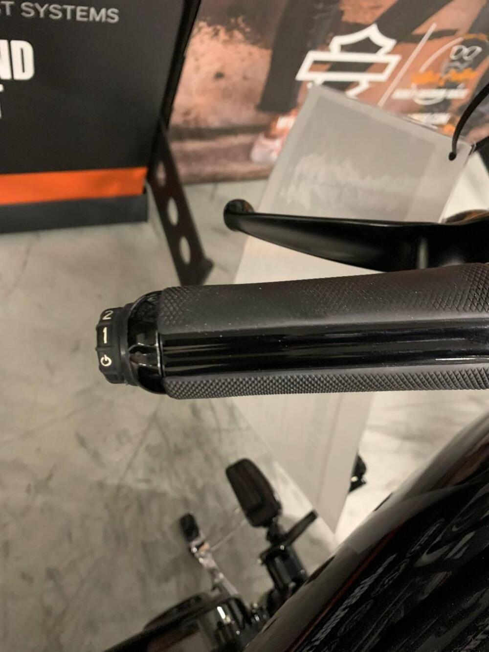 Harley-Davidson 1800 Breakout Pro Street (2016 - 17) - FXSBSE (9)