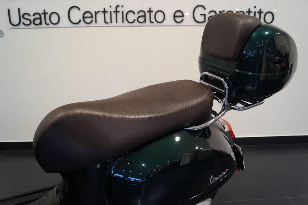 Vespa GTS 300 Hpe Touring (2019) (8)