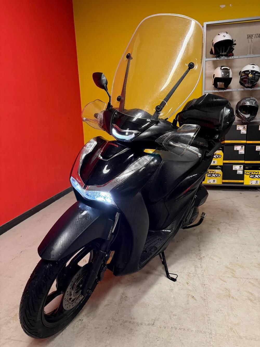 Honda SH 125i Sport (2022 - 23) (2)