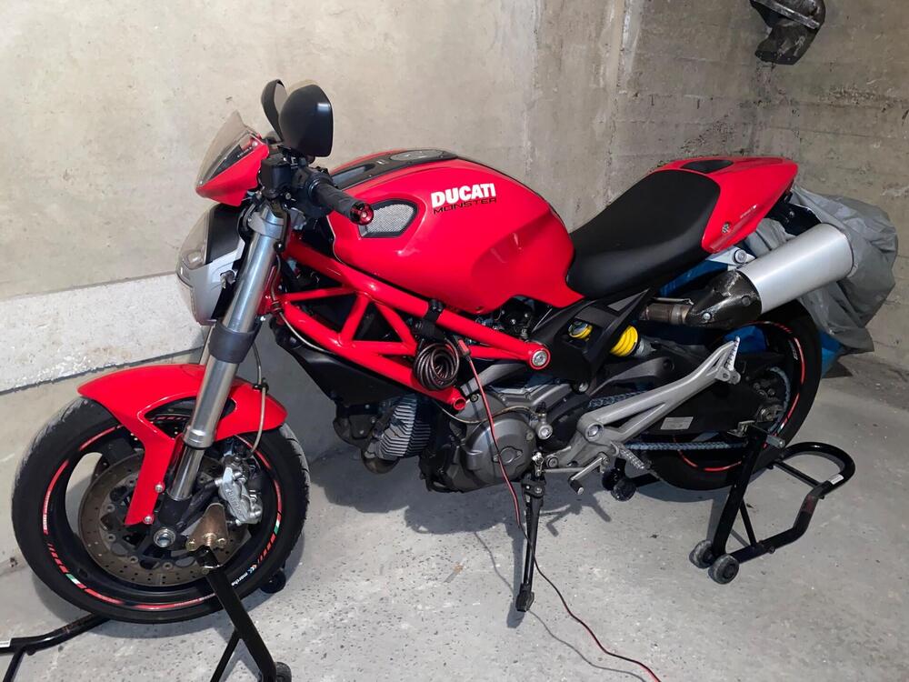 Ducati Monster 696 Plus (2007 - 14)