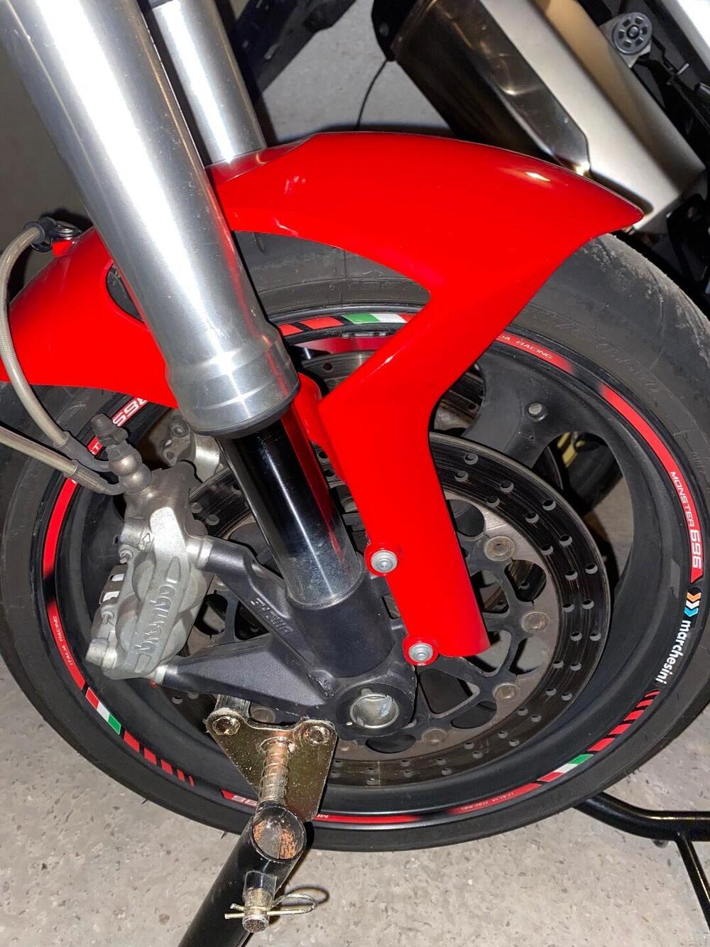 Ducati Monster 696 Plus (2007 - 14) (6)