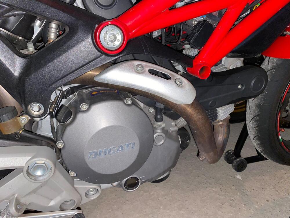 Ducati Monster 696 Plus (2007 - 14) (7)