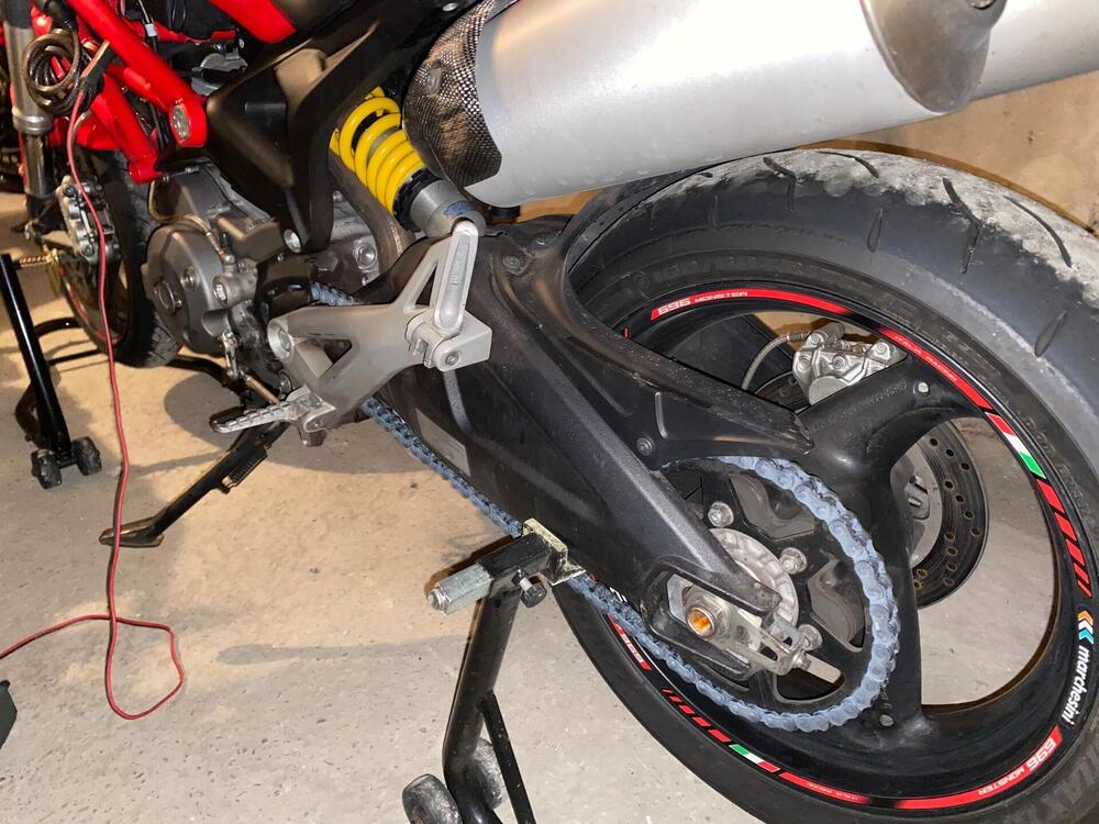 Ducati Monster 696 Plus (2007 - 14) (8)