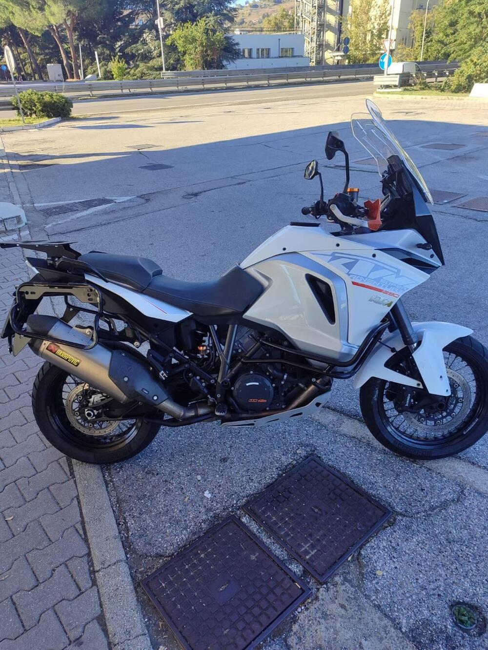 KTM 1290 Super Adventure (2015 - 16) (3)