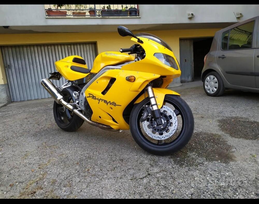 Triumph Daytona 955 I (2003 - 06) (3)