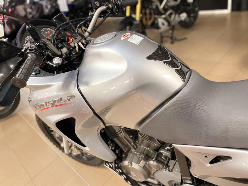 Honda Transalp XL 650V (2005 - 06) (11)