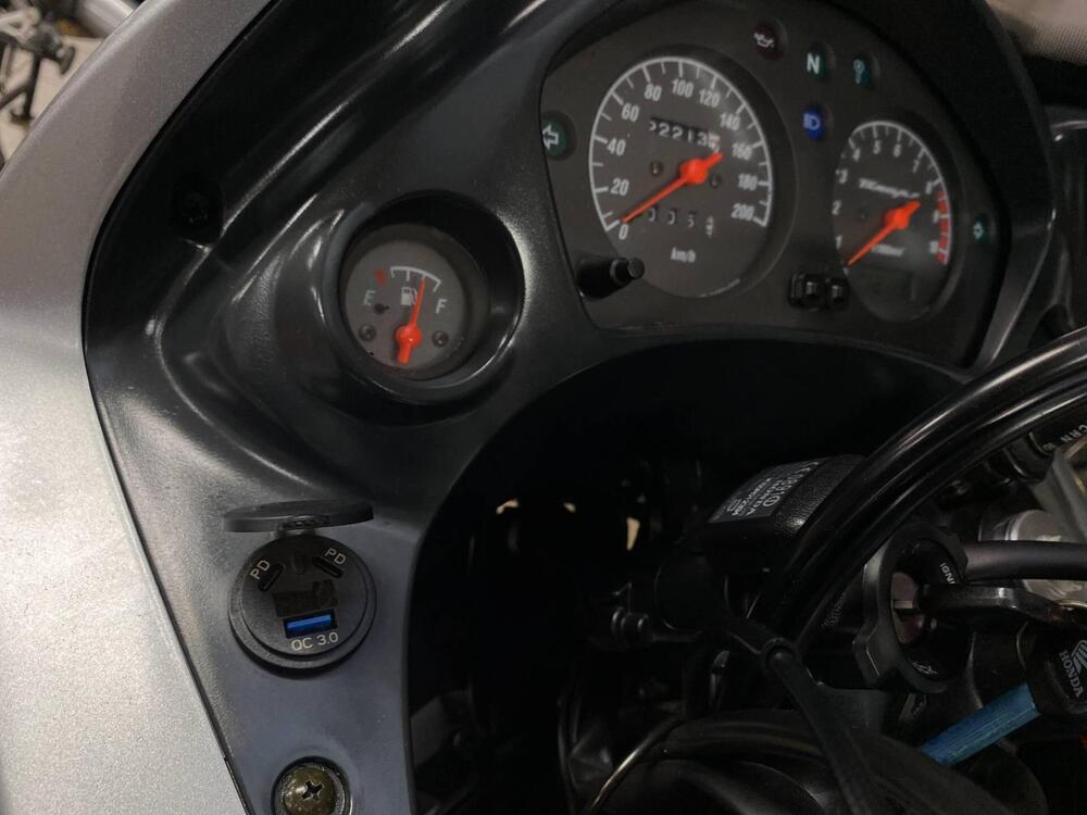 Honda Transalp XL 650V (2005 - 06) (14)