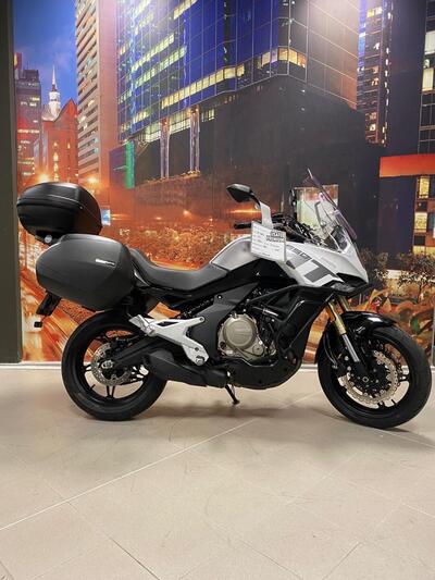 CFMOTO 650MT (2021 - 24) usata