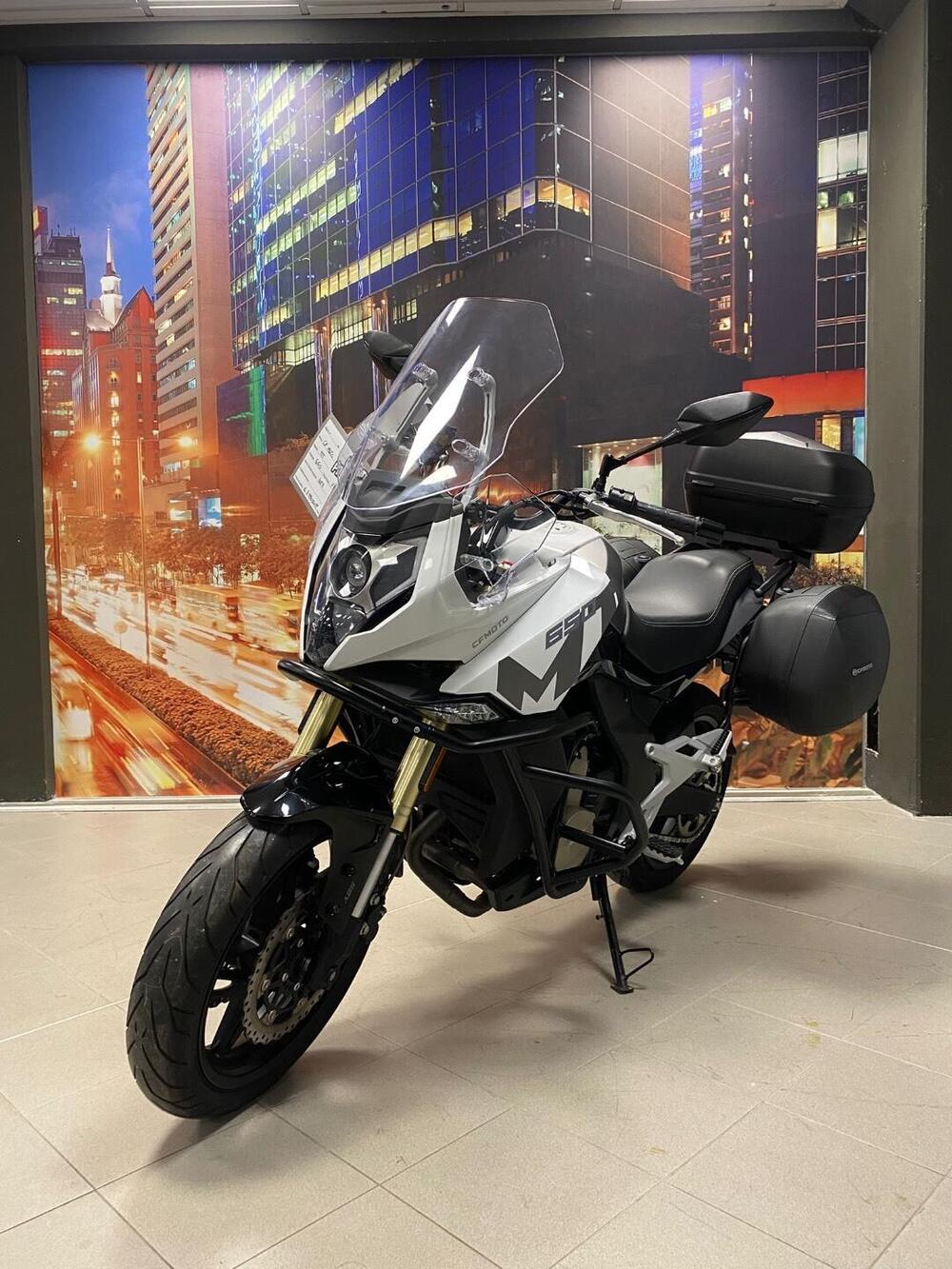 CFMOTO 650MT (2021 - 24) (4)