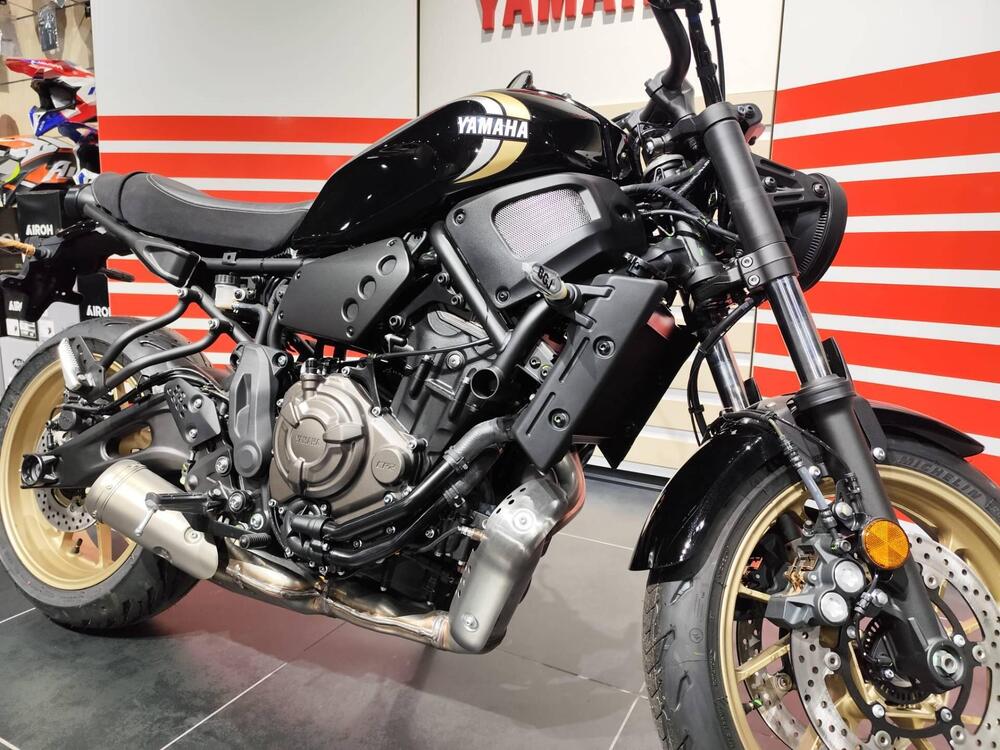 Yamaha XSR 700 (2022 - 25) (2)