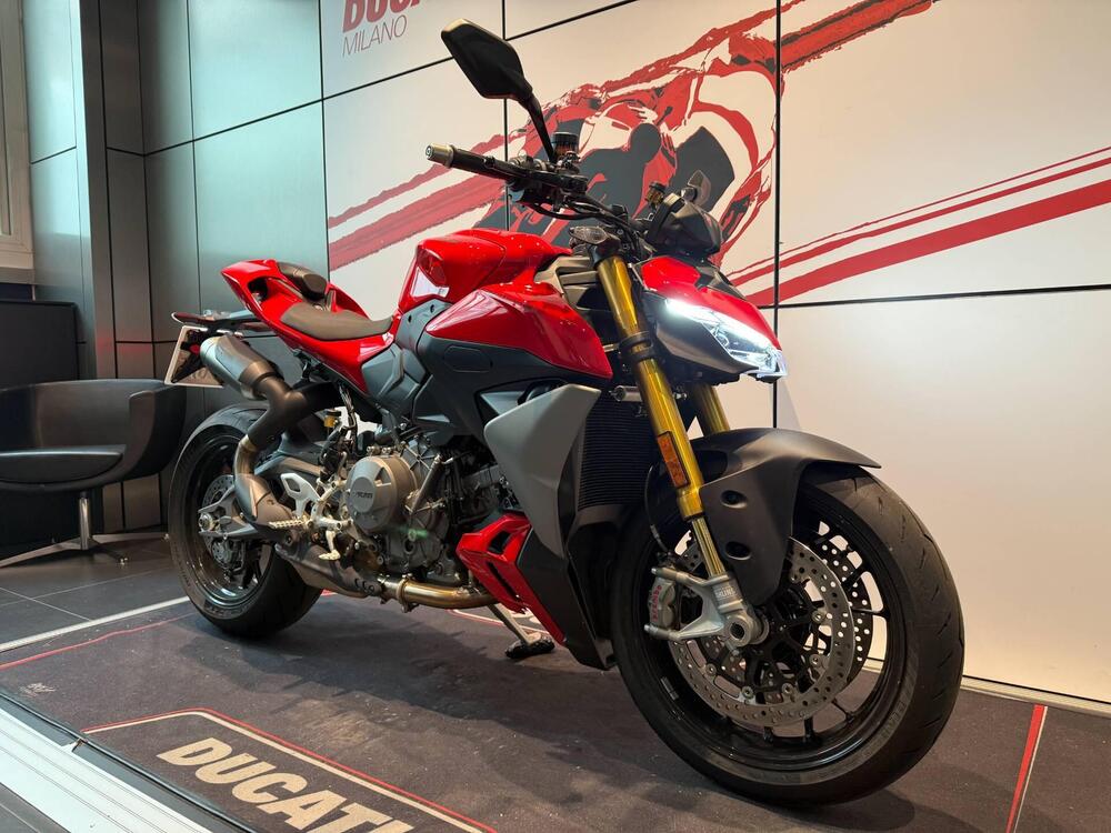 Ducati Streetfighter V2 S (2025) (2)