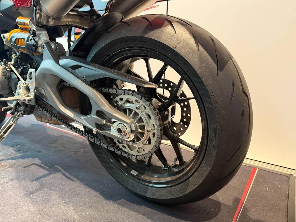 Ducati Streetfighter V2 S (2025) (10)