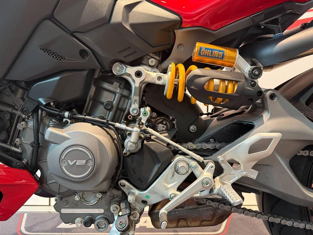 Ducati Streetfighter V2 S (2025) (11)