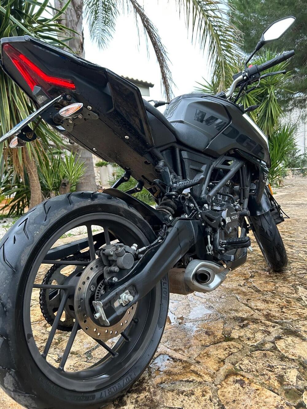 Voge Brivido 125R (2023 - 25) (3)