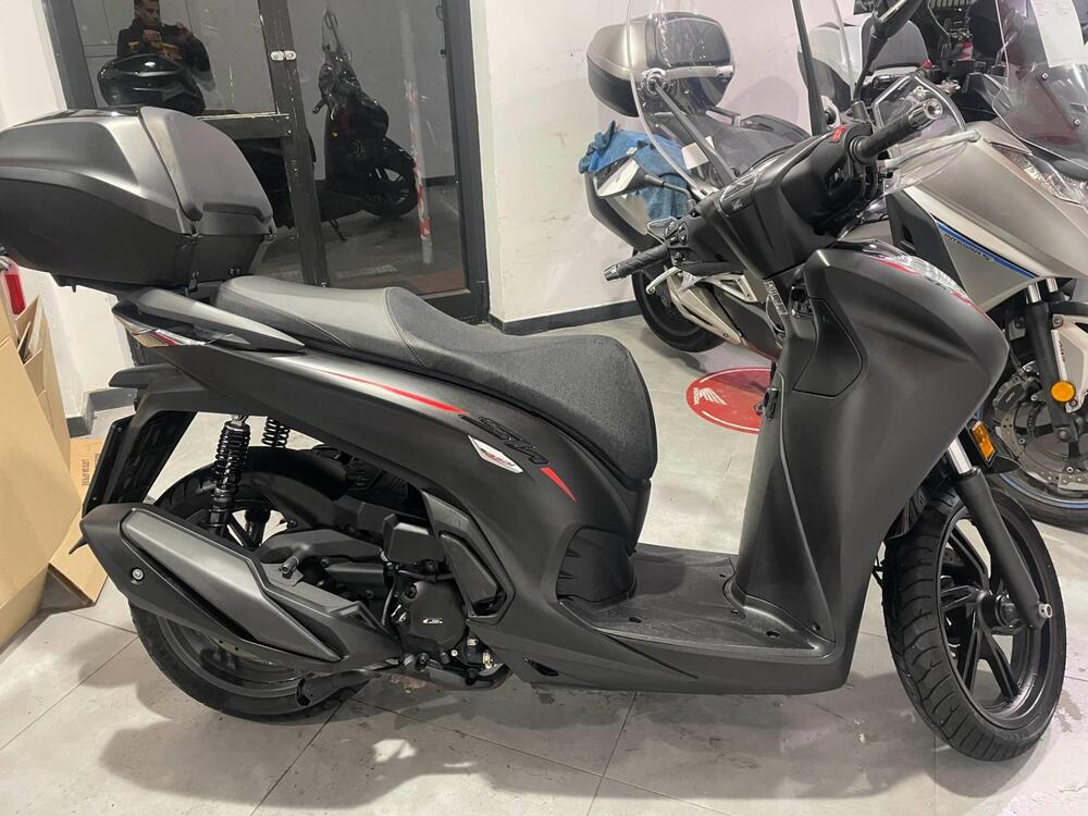 Honda SH 350 Sport (2021 - 24) (4)
