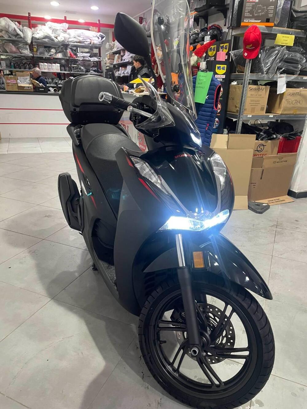 Honda SH 350 Sport (2021 - 24) (2)