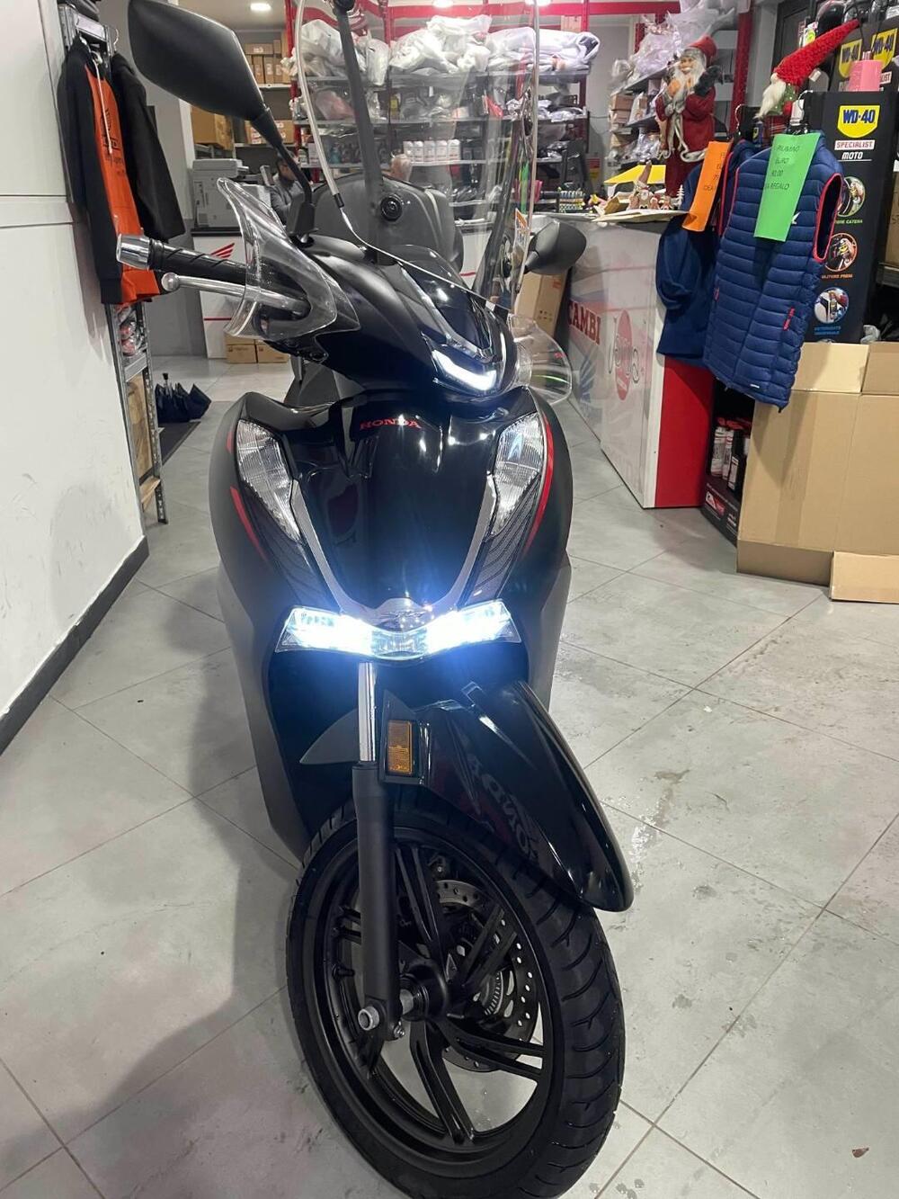 Honda SH 350 Sport (2021 - 24) (8)