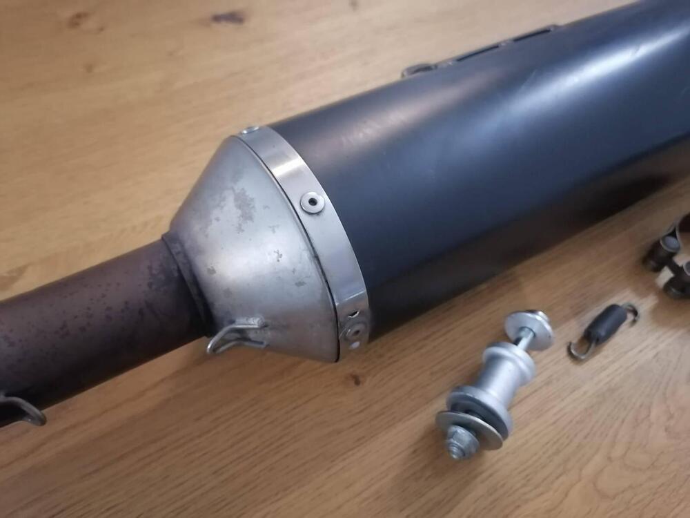 Terminale scarico LEOVINCE – SUZUKI V-STROM 1000 (6)