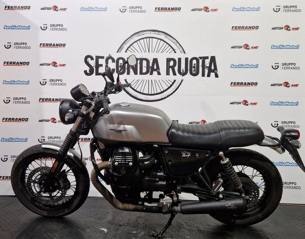 Moto Guzzi V7 III Rough (2018 - 20) (2)