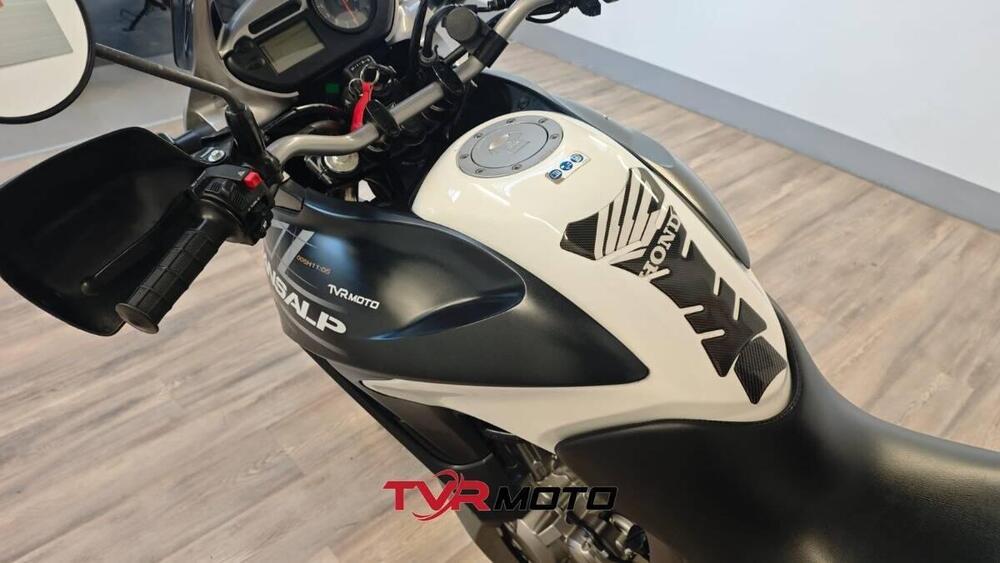 Honda Transalp XL 700 V (2007 - 2013) (8)