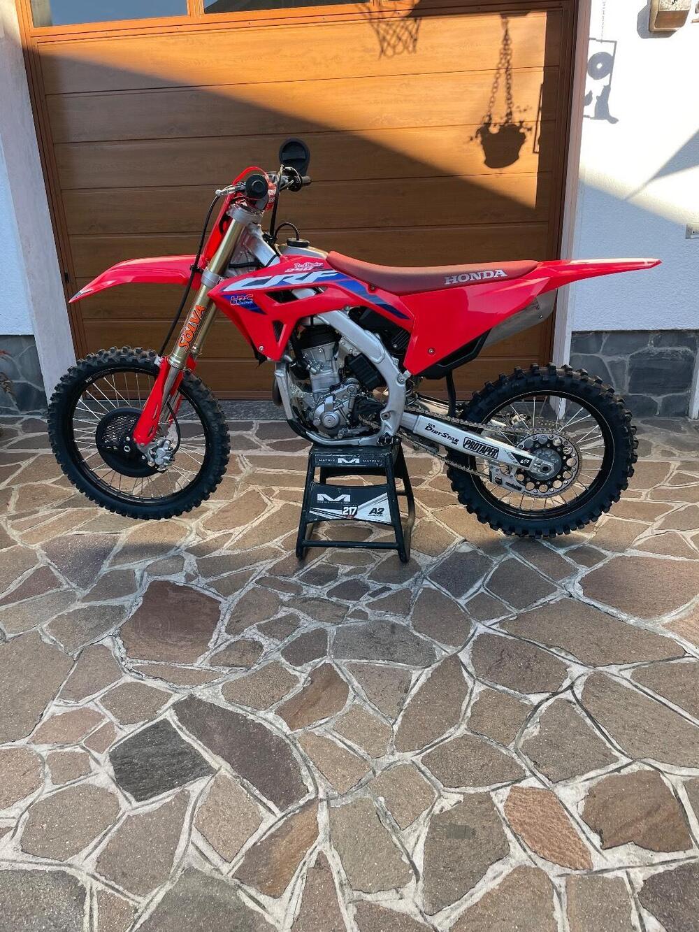 Honda CRF 250 R (2023) (2)