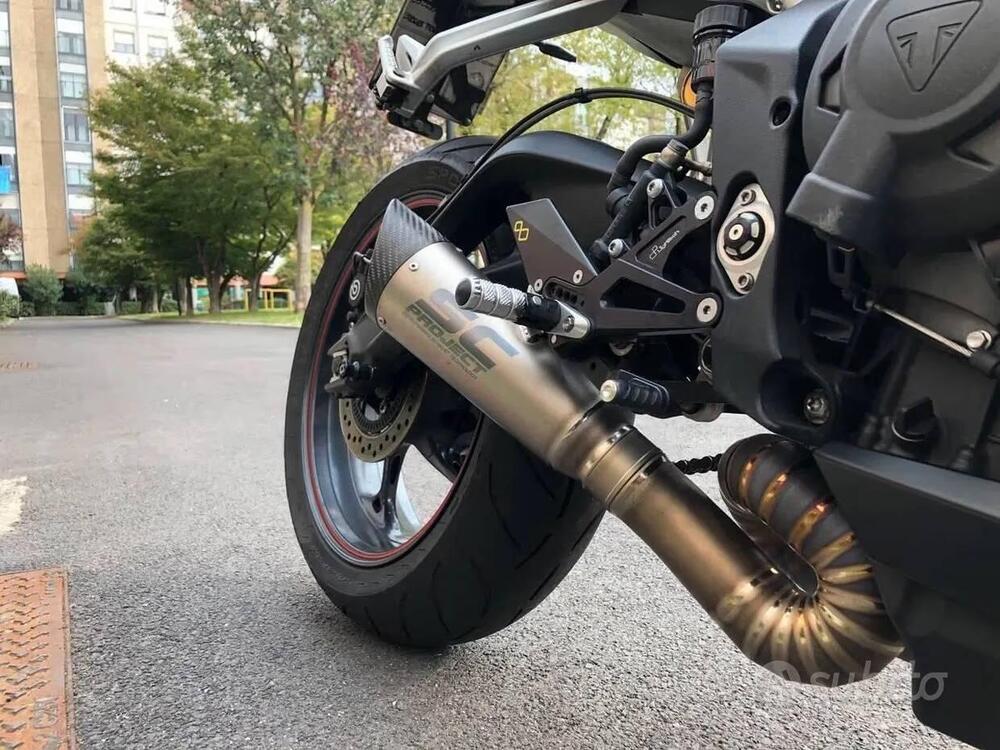 Triumph Street Triple RS (2017 - 19) (19)