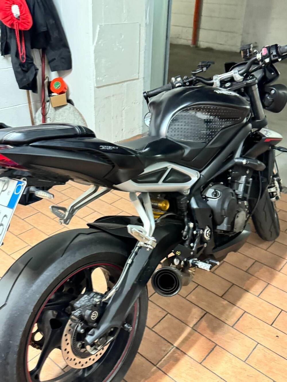 Triumph Street Triple RS (2017 - 19) (2)