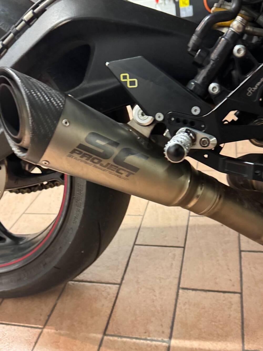 Triumph Street Triple RS (2017 - 19) (13)