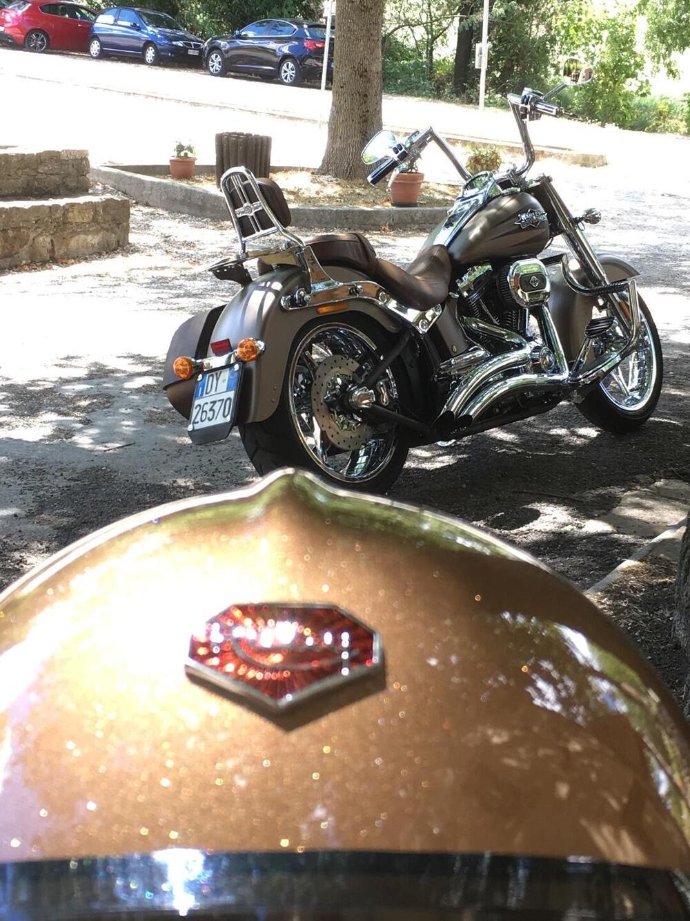 Harley-Davidson 1800 Convertible (2012) - FLSTSE (2)