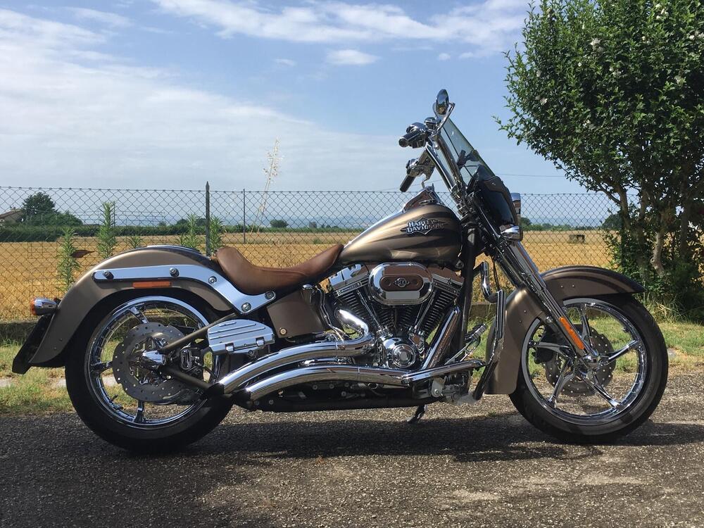 Harley-Davidson 1800 Convertible (2012) - FLSTSE (6)