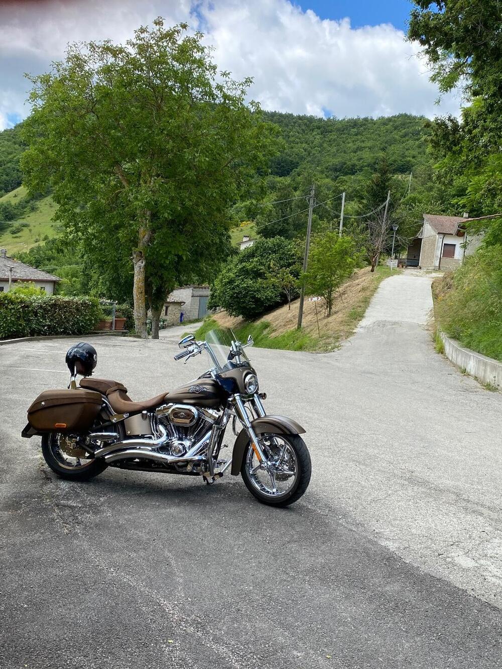 Harley-Davidson 1800 Convertible (2012) - FLSTSE (14)