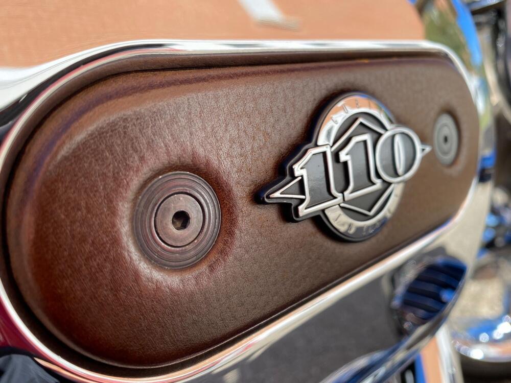 Harley-Davidson 1800 Convertible (2012) - FLSTSE (16)