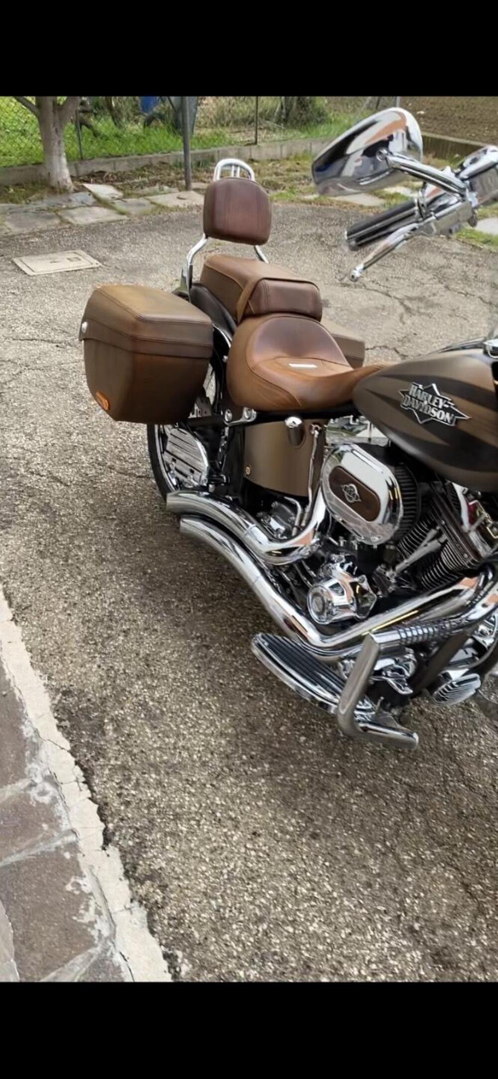 Harley-Davidson 1800 Convertible (2012) - FLSTSE (17)