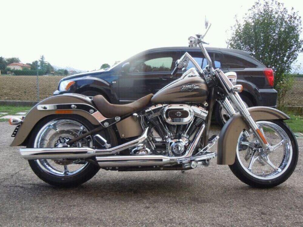 Harley-Davidson 1800 Convertible (2012) - FLSTSE (18)