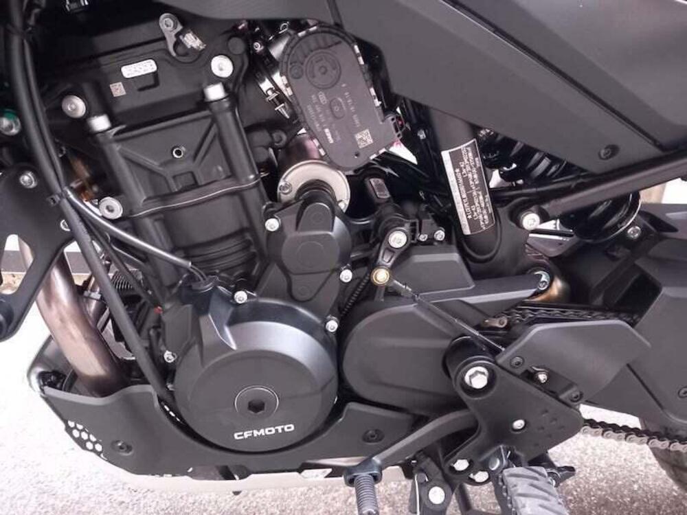 CFMOTO 800MT Explore (2023 - 25) (17)