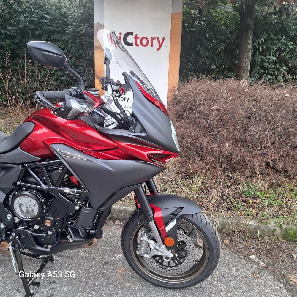 MV Agusta Turismo Veloce 800 Lusso SCS (2021 - 25) (6)