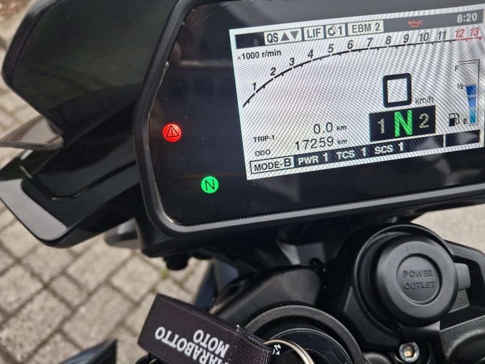 Yamaha MT-10 (2022 - 25) (2)