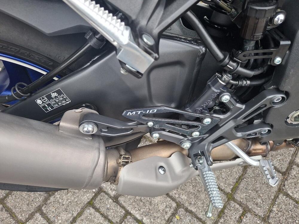 Yamaha MT-10 (2022 - 25) (6)