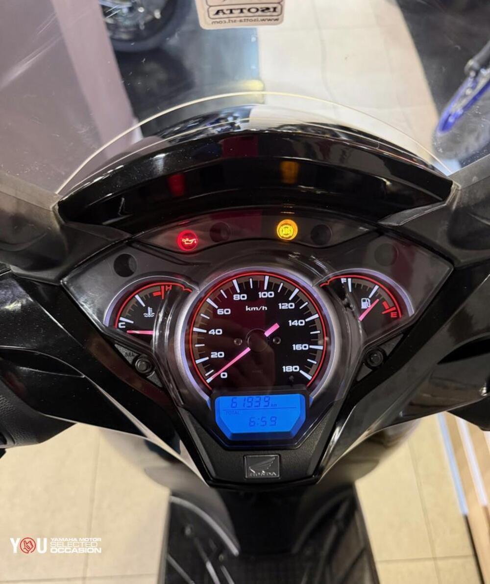 Honda SH 300 i ABS (2016 - 20) (7)