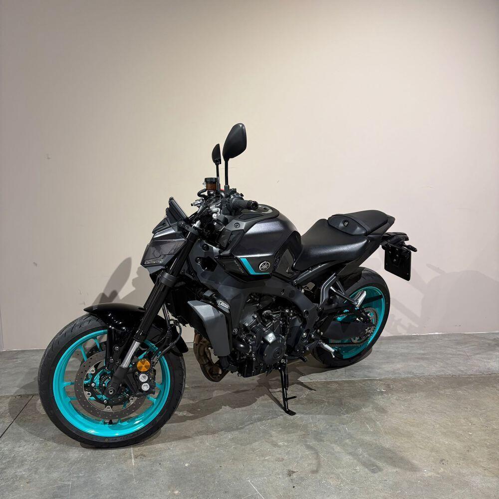 Yamaha MT-09 (2024 - 25) (4)